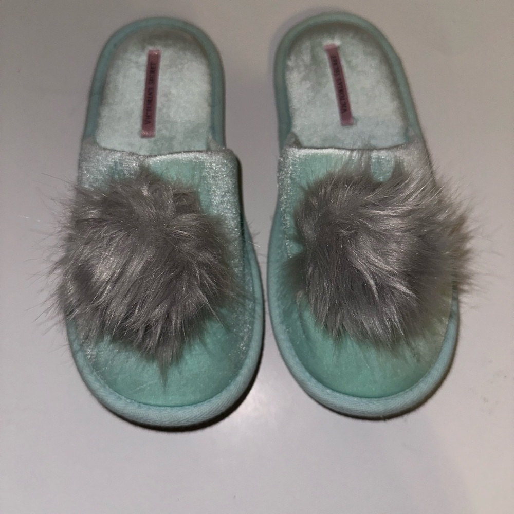 Victoria's Secret Mint Slippers